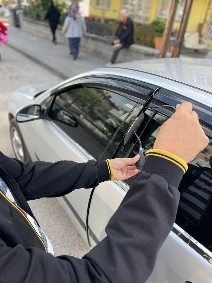 Demirci Oto Kilitçisi